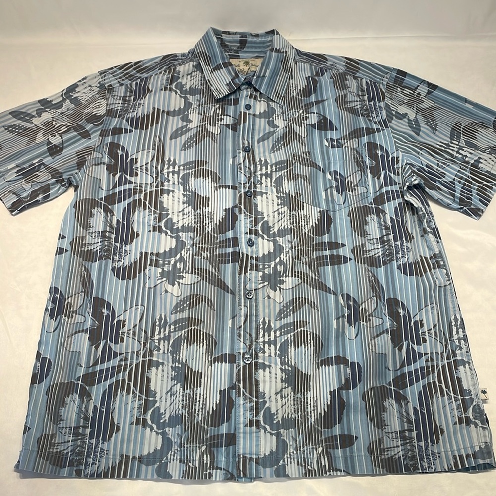 Island Shores Tropical Flower‎ Short Sleeve Button Front Shirt Large Vacation